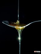 清晨醒来喝一杯蜂蜜柠檬水？高级营养师解释：喝这2翡翠的种才最健康养生