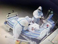 隔离不隔爱!重庆医护人员为“红码”病人做血液透析