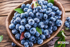 【吃】蓝莓坚持吃多久对眼睛好?吃蓝莓多久能改善视力