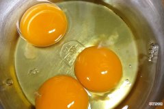 鸡蛋配什么菜最好吃，教你5种不同的做法，鲜香美味