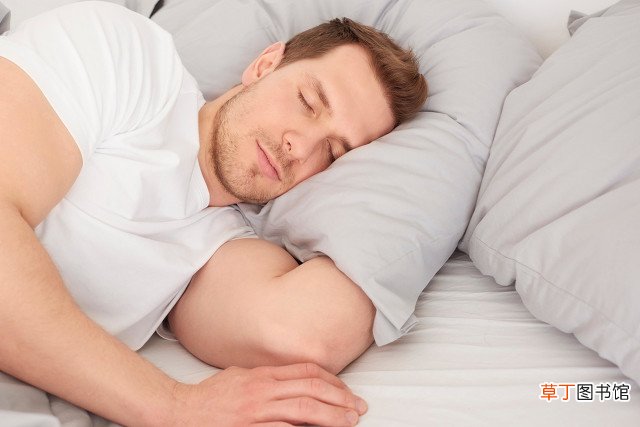 睡觉时出过多的虚汗，请不要忽略对身体健康的影响