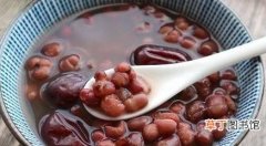 夏天最该喝的红豆薏米粥，每天来一碗，湿气没了，腰也小了
