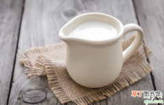 【加热】教你一些热牛奶不糊锅的妙招,让你喝到又香又浓的牛奶!