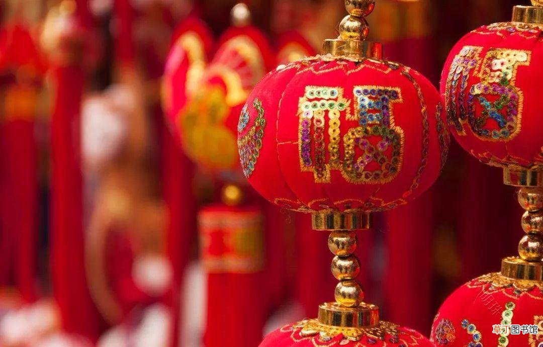 高悬的灯笼：古中国的深长韵味