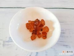 木瓜牛奶炖桃胶食材清单