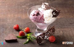 夏天经常吃冰淇淋的危害，怎样健康的吃冰淇淋?