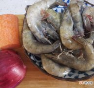东北溜虾段，脆嫩弹牙，咸鲜美味，是东北的一道名菜