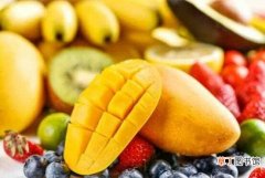 【芒果】吃芒果有什么好处和坏处，美容养颜润肠通便但要慎吃：吃芒果的好处