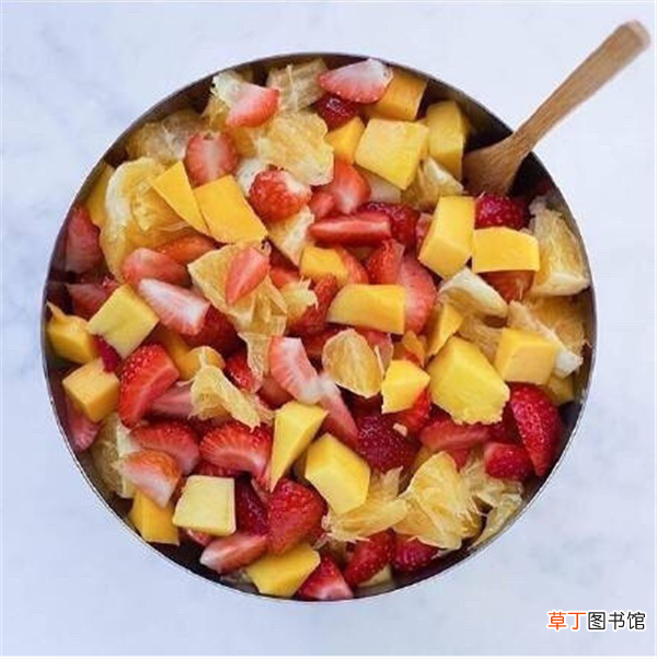 【吃】一大碗最简单漂亮的水果拼盘，这样吃根本停不下来