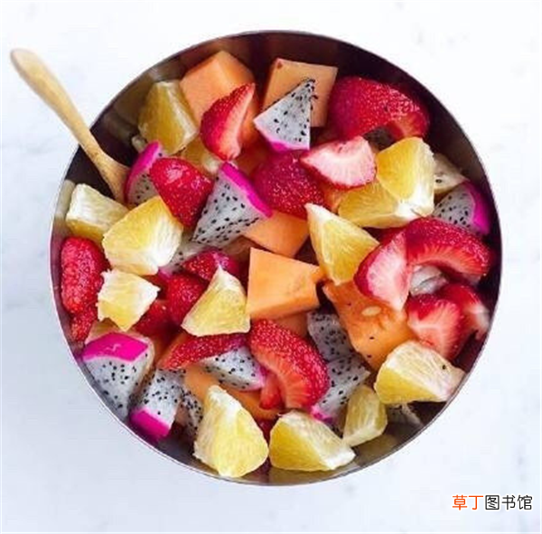 【吃】一大碗最简单漂亮的水果拼盘，这样吃根本停不下来