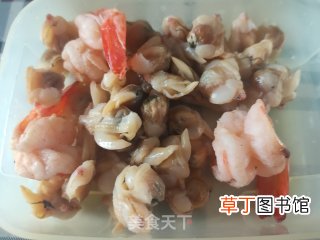 西葫虾仁素水饺的做法步骤快来试试吧绝对让你喜欢