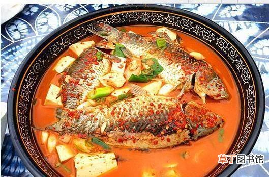 云南白族待客的一道传统佳肴，鱼香肉嫩，色彩也很好看