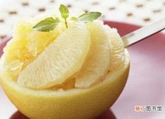 【吃】夏天吃什么水果降火，柚子既可败火又可减肥刮油：柚子 香蕉