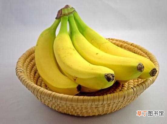 【吃】夏天吃什么水果降火，柚子既可败火又可减肥刮油：柚子 香蕉