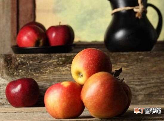 【水果】肠胃不好吃什么水果好，苹果最能养胃通便还能减肥瘦身：肠胃不好吃苹果最好 木瓜