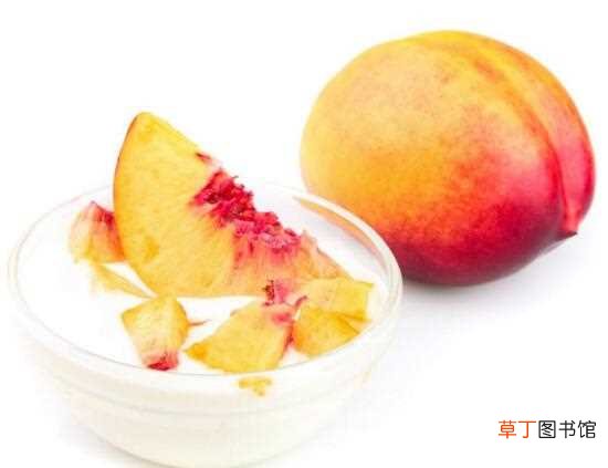 【桃子】喝了酸奶能吃桃子吗，桃子和酸奶能一起吃吗：喝了酸奶能吃桃子 桃子和酸奶能一起吃