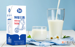 【羊奶】最接近母乳的奶粉是羊奶还是牛奶?羊奶和牛奶哪个比较接近母乳