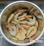 冬瓜大虾煲的做法步骤，健康营养，家的味道