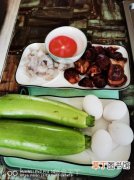 角瓜酿虾仁的做法步骤，营养美味，家的味道