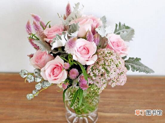【花】矮花瓶适合插的花有哪些？