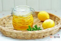 冷藏保质期最多1个月 【柠檬】蜂蜜柠檬腌制1年能喝吗，不能喝
