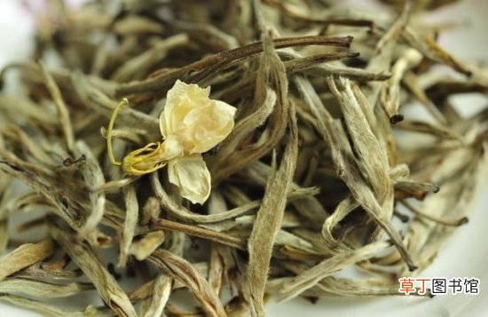 【茶】茉莉花茶的功效与作用：便秘的人不可饮用