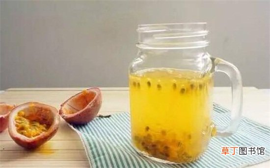 【百香果】柠檬百香果蜂蜜怎么做，柠檬百香果蜂蜜水功效