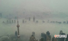雾霾天气形成的原因