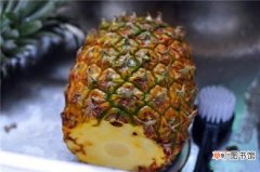 图解 【图解】菠萝怎么切：简单又快捷的菠萝切法