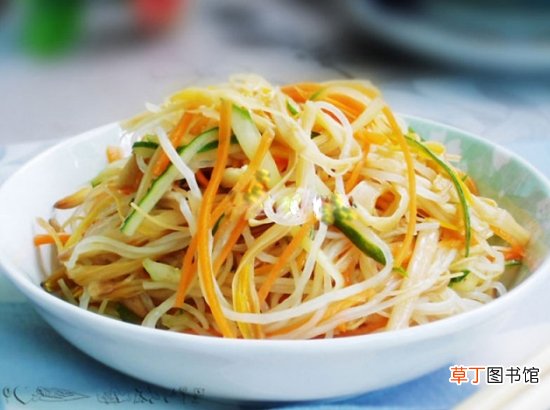 【吃】黄花菜怎么做好吃：黄花菜要晒干后才能食用