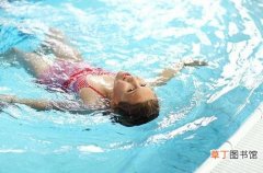 游泳对颈椎病有好处吗 游泳能治颈椎病吗