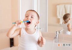 刷牙前牙刷要沾水吗