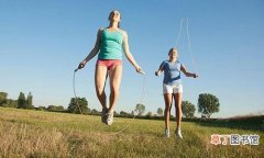 女生跳绳的技巧 五个技巧训练效果最佳