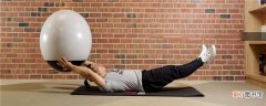 怎么练腰腹力量 健身房怎么练腰腹力量