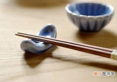 筷子上的胶水怎么去除 新买的筷子如何清洗