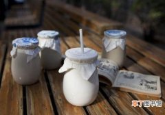 喝酸奶有助于排便吗