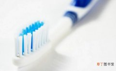 牙刷多久换一次 每天都要刷牙，当心你可能刷错了！
