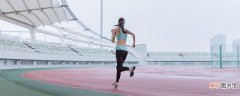 一天十公里一个月能瘦多少 每天跑步十公里科学吗