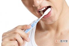 刷牙呕吐是怎么回事 刷牙呕吐是什么原因