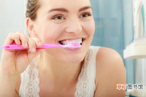 刷牙恶心干呕怎么回事 这5种原因你知道吗