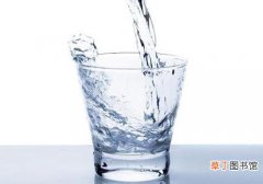 早上喝冷水还是热水好 每天第一杯水应该怎么喝