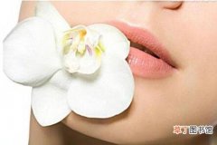 口臭是什么原因造成的 口臭的几个常见原因