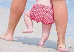 宝宝光脚走路有哪些好处 宝宝光脚走路的3大好处