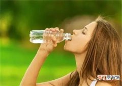 多喝水都有哪些好处 多喝水的6大好处