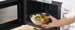 微波炉加热会破坏食物营养吗 微波炉和烤箱哪个更实用