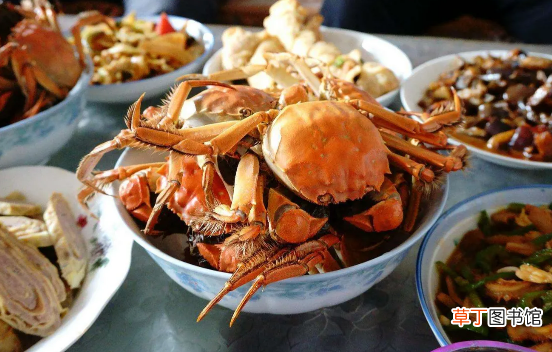【炒菜】螃蟹配什么炒菜和主食一起吃比较好?大闸蟹配什么炒菜和主食