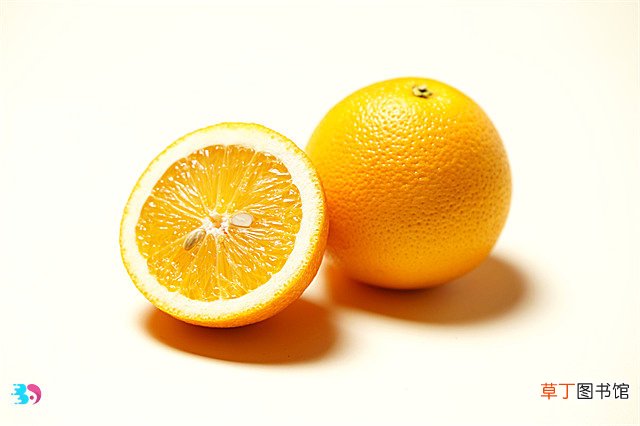 橙子吃完了果皮不要扔，橙子皮泡脚有益健康