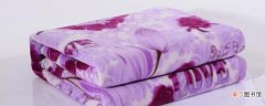 睡电热毯可以裸睡吗 睡电热毯能去身体里面的湿气吗