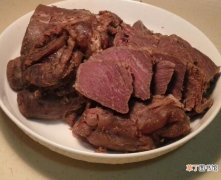 家常简单卤牛肉的做法步骤及窍门 请问卤牛肉怎么做的