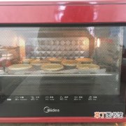 家庭烤制蛋挞的简单做法和温度时间掌握 蛋挞是上下火一样200度吗